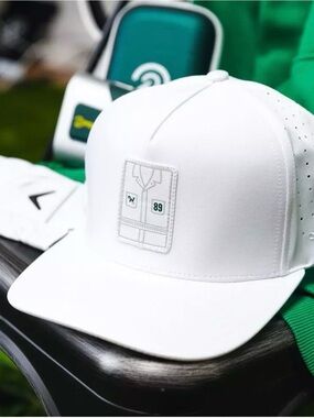 NEW Waggle Golf Suit Up White Adjustable Snapback Golf Hat/Cap
